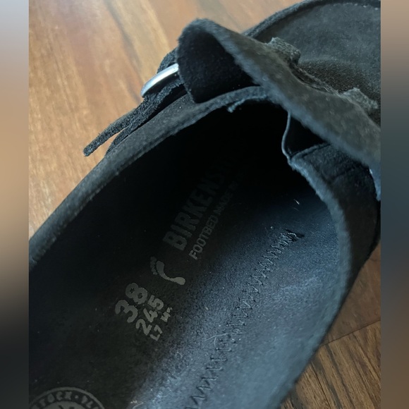 Woman’s Birkenstock Buckley Clog - Picture 3 of 6